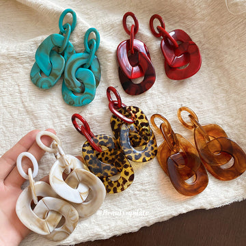 Chunky Linked Resin Drop Earrings In Five Color Patterns