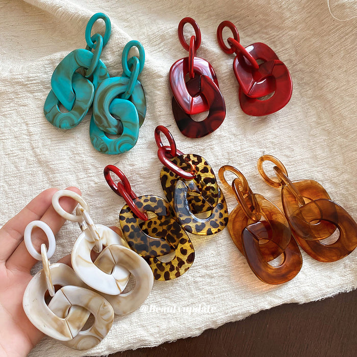 Chunky Linked Resin Drop Earrings In Five Color Patterns