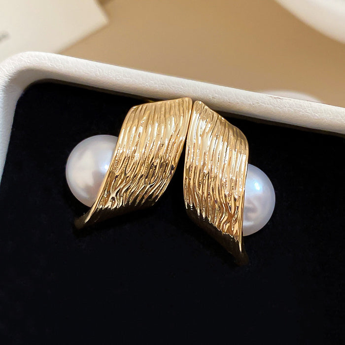 Brushed Leaf Stud Earrings With Pearl Like Back Drops