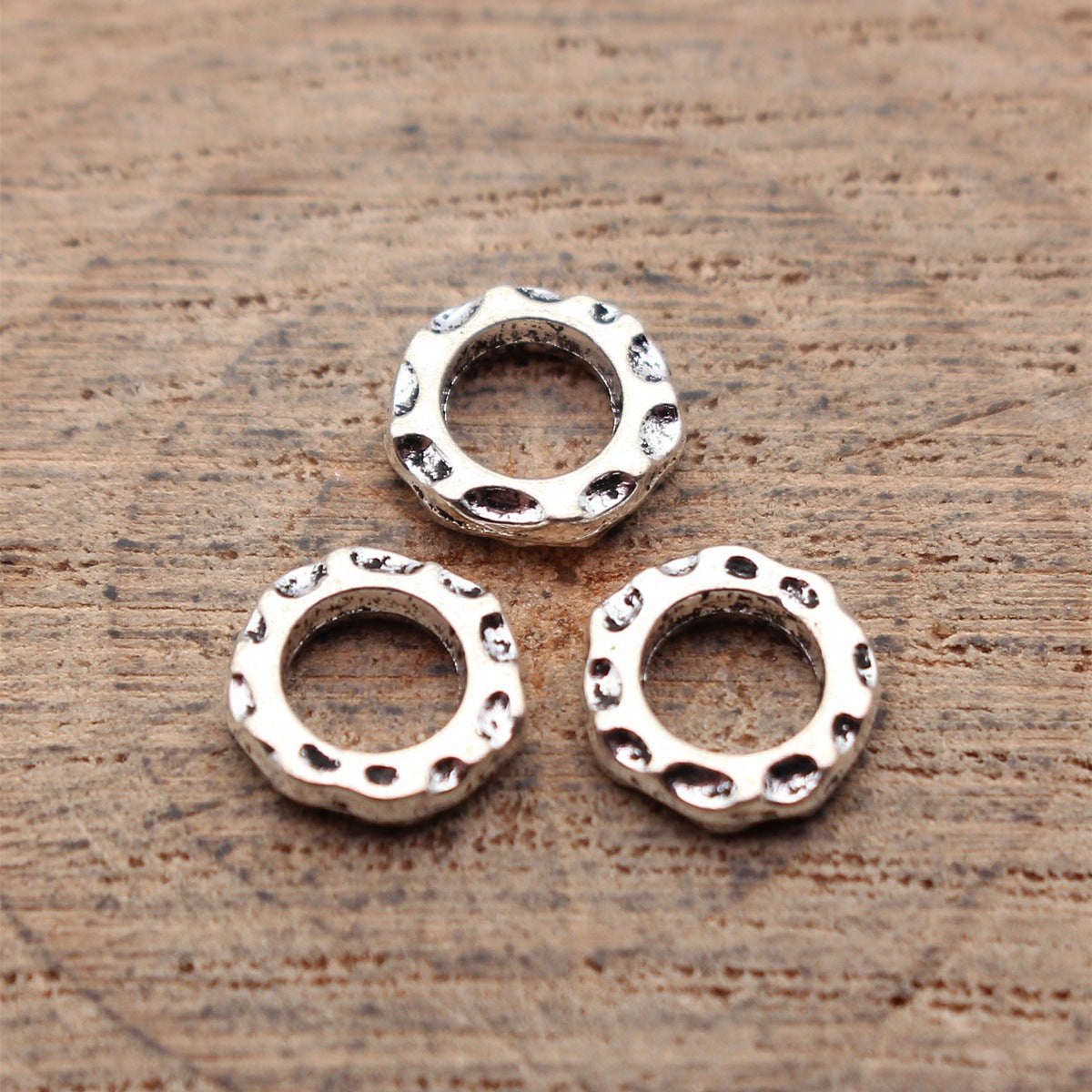 8x8x1.8mm 0.32g Antique Silver Zinc Alloy Hammered Round Ring Spacer Beads for DIY Jewelry Making