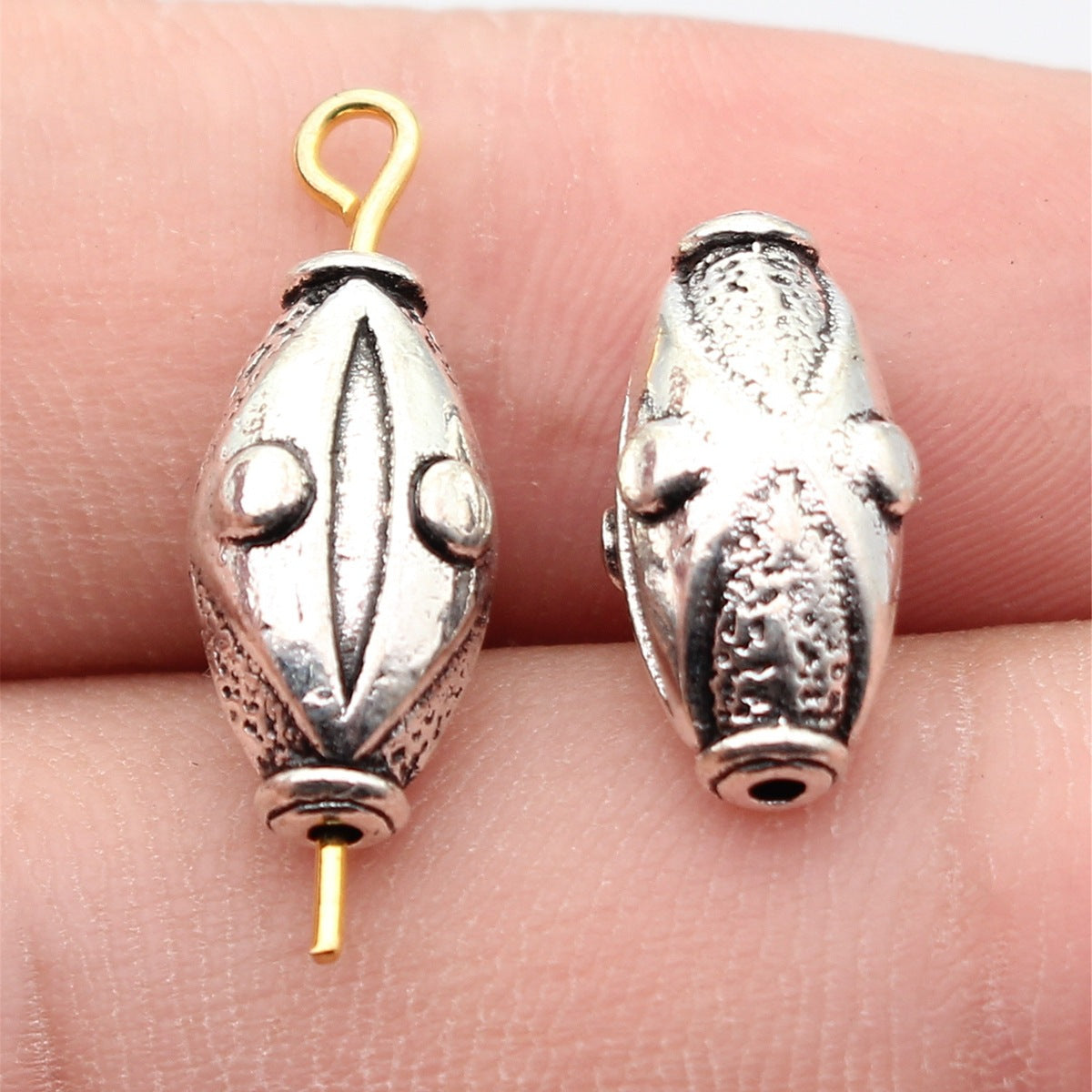 16x8.8x8.8mm 2.7g Antique Silver Tone Zinc Alloy Olive Shape Geometric Dot Texture Loose Metal Beads for DIY