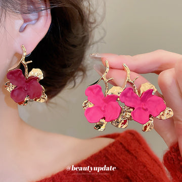 Gold Sculpted Flower Drop Earrings In Pink And Red