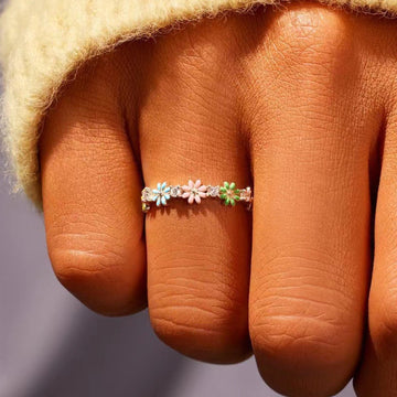 Pastel Enamel Daisy Slim Band Ring In Polished Silver Tone