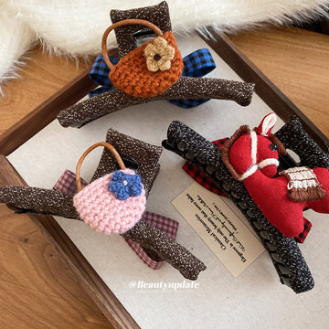 Knit Fabric Claw Clip Crochet Bag Horse Charm 3 Styles