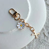 White Daisy X