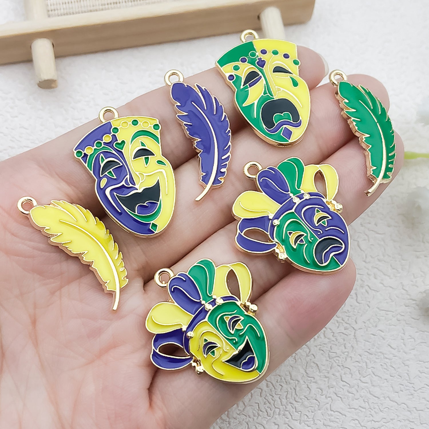 Enamel Zinc Alloy Smiley Mask Mardi Gras Feather charm pendants for DIY keychain jewelry