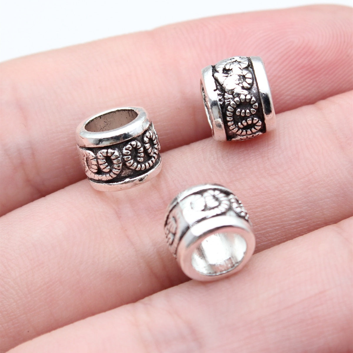8.9x8.9x7mm 1.25g Antique Silver Zinc Alloy Carved Floral Round Large Hole Spacer Beads for Bracelet Making