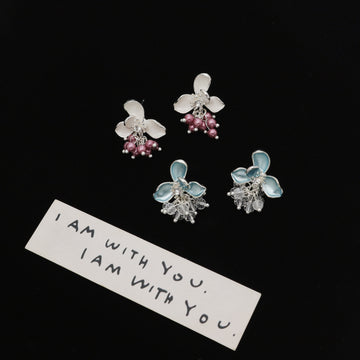 White and Blue Flower Bead Cluster Dangle Stud Earrings
