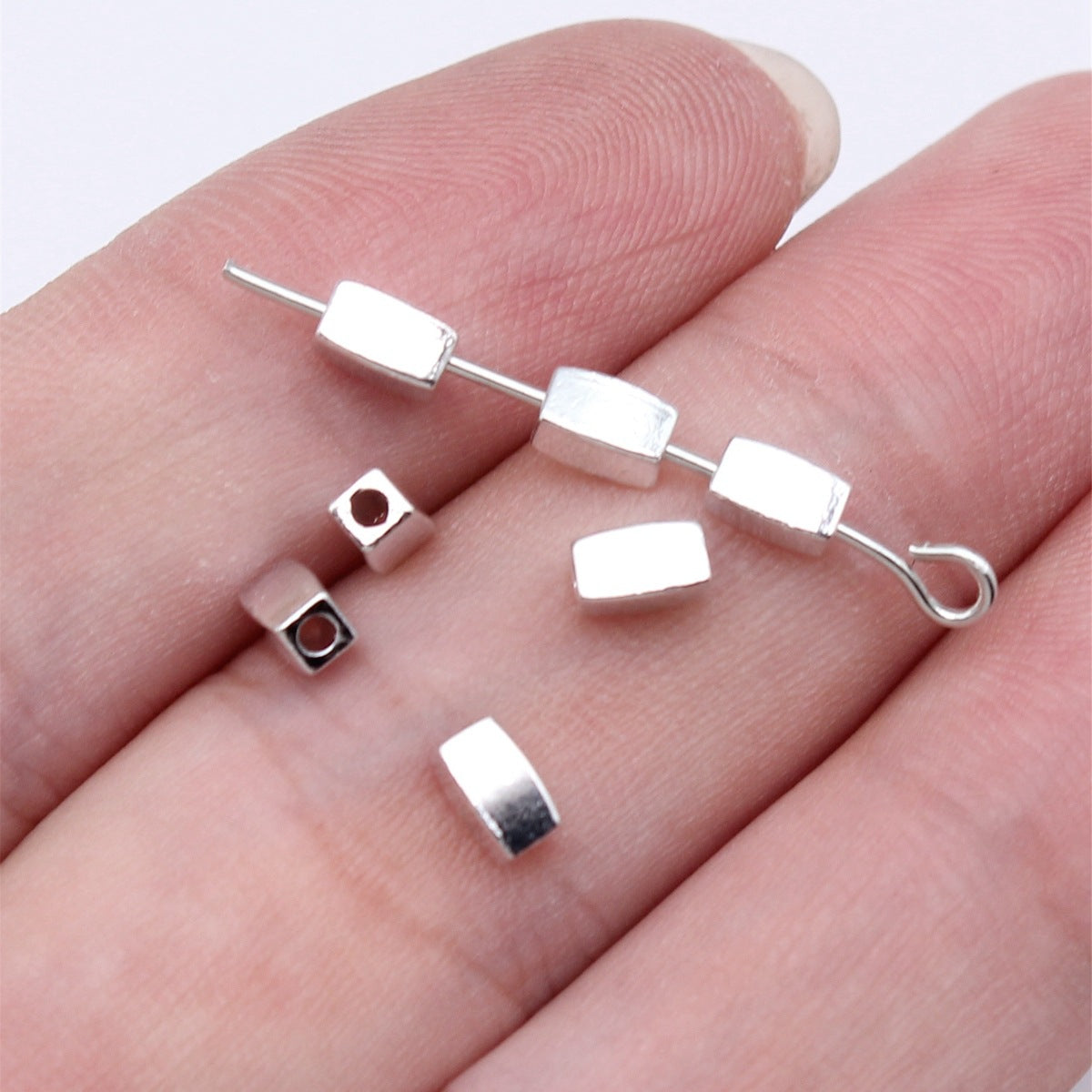 2.9x2.9x5.2mm 0.2g Zinc Alloy Geometric Bar Small Hole Spacer Beads for Bracelet Necklace Making