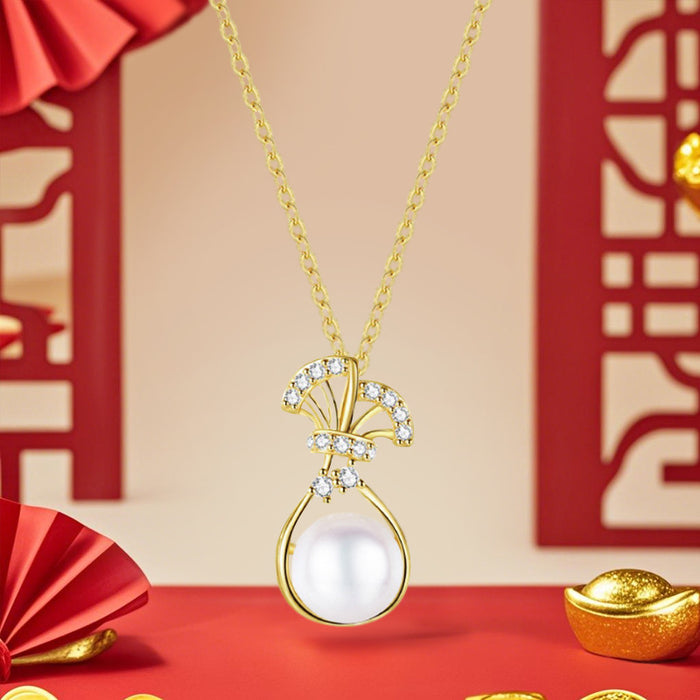 Fan Top Pearl Pendant Necklace in Gold and Silver Tone