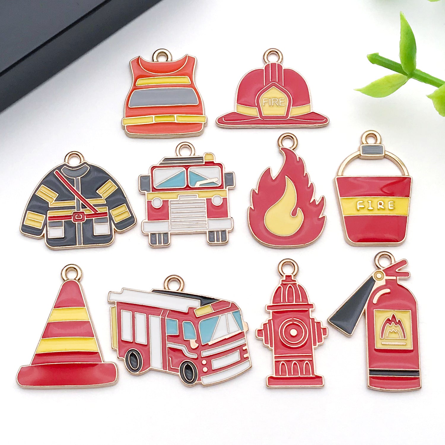 Enamel Zinc Alloy Fire Helmet Fire Truck Extinguisher Charm Pendant for DIY Jewelry