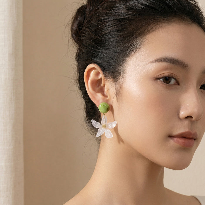 Green Round Top White Double Flower Dangle Earrings