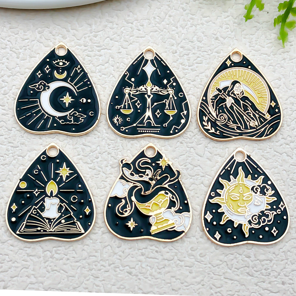 Zinc Alloy Heart Tarot Card Sun charm pendants for DIY necklaces earrings keychains