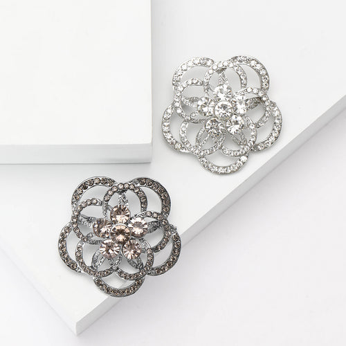 Front view of the layered flower brooch