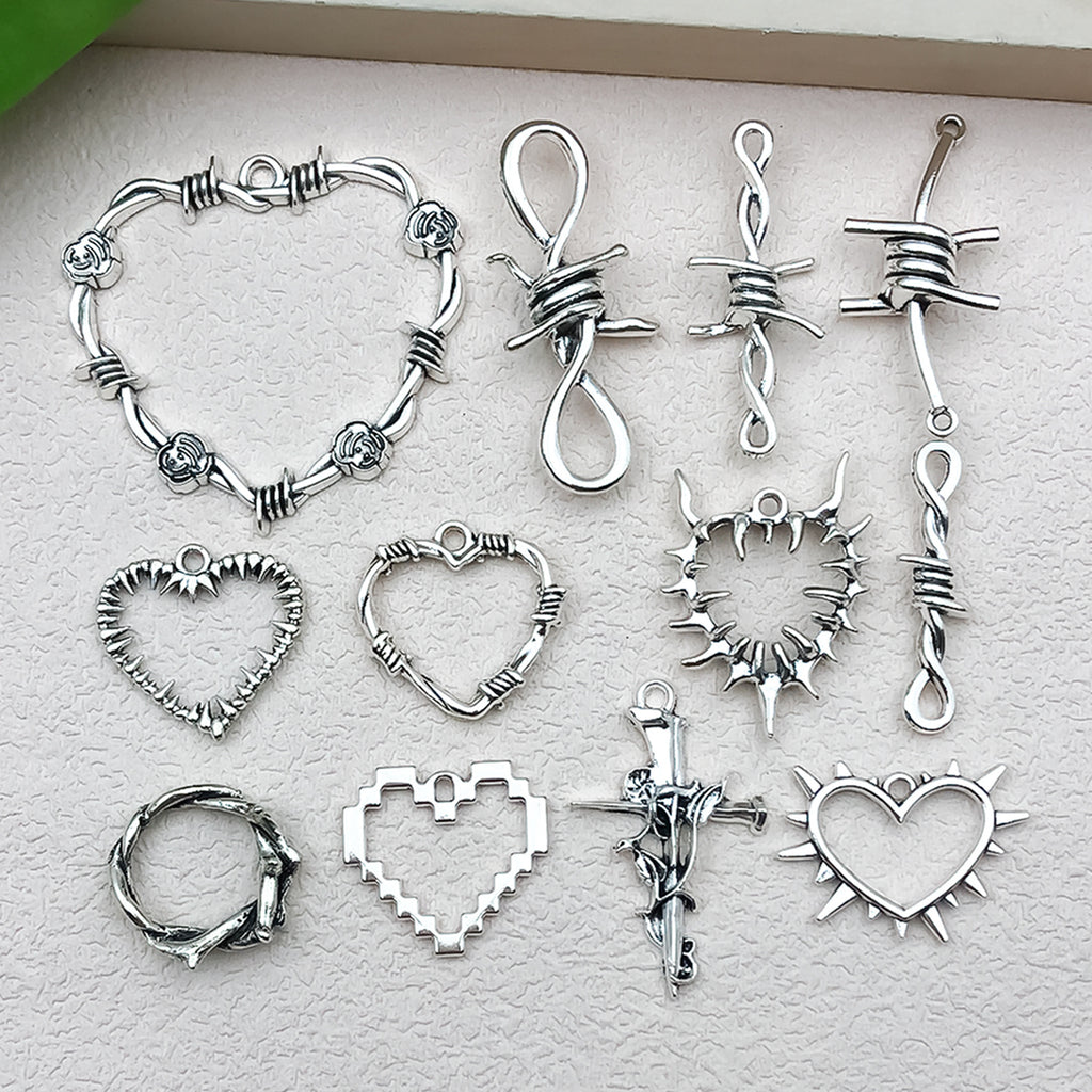 Tibetan Silver Zinc Alloy Thorn Heart Charm Pendant for DIY Necklace Earring Keychain