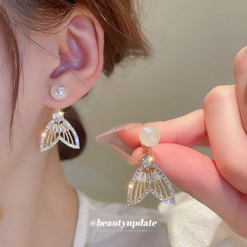 Pearl and Crystal Mermaid Tail Drop Earrings with Polished Metal Accents