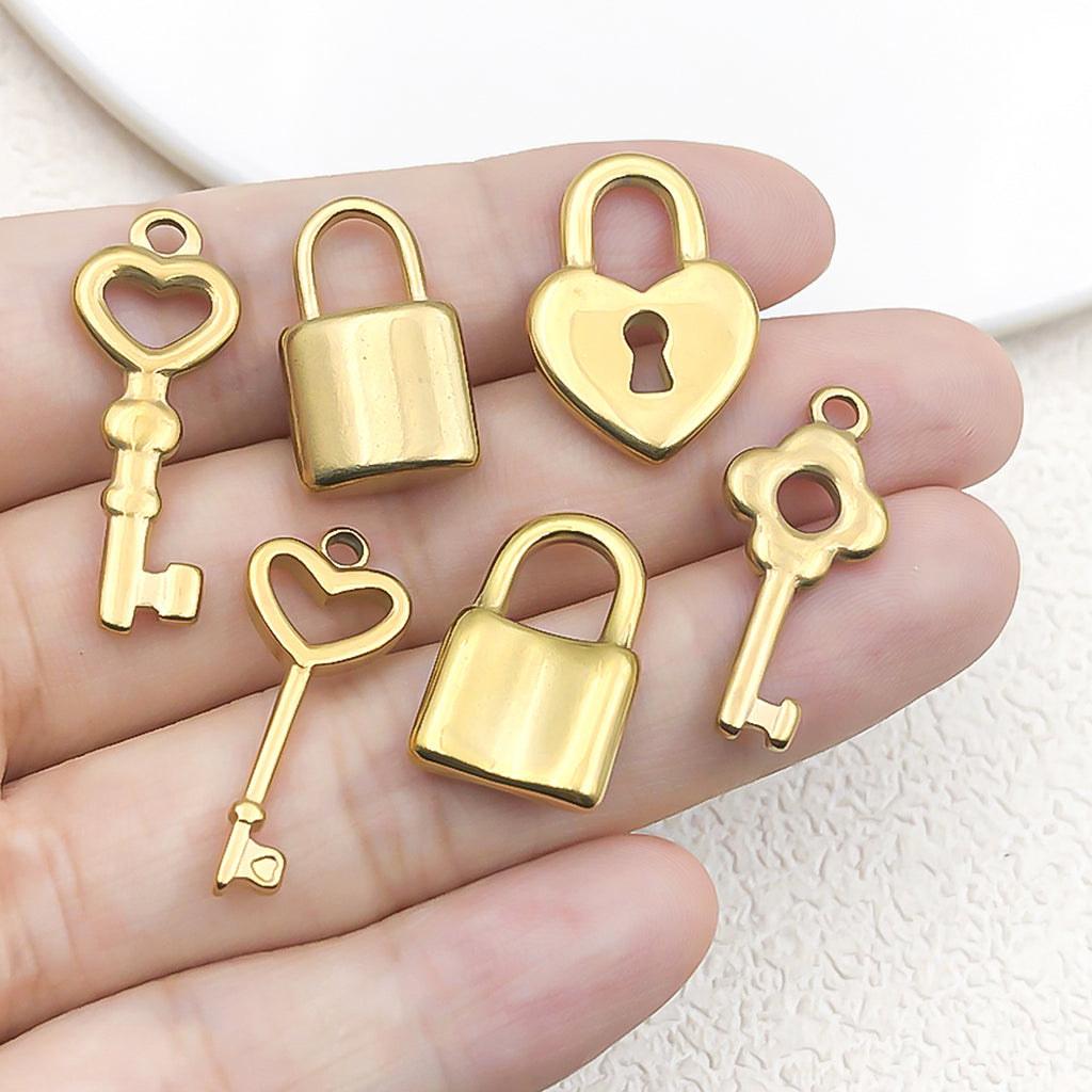 Stainless Steel Hollow Heart Key Padlock Charm Pendant for DIY Couple Necklace Jewelry