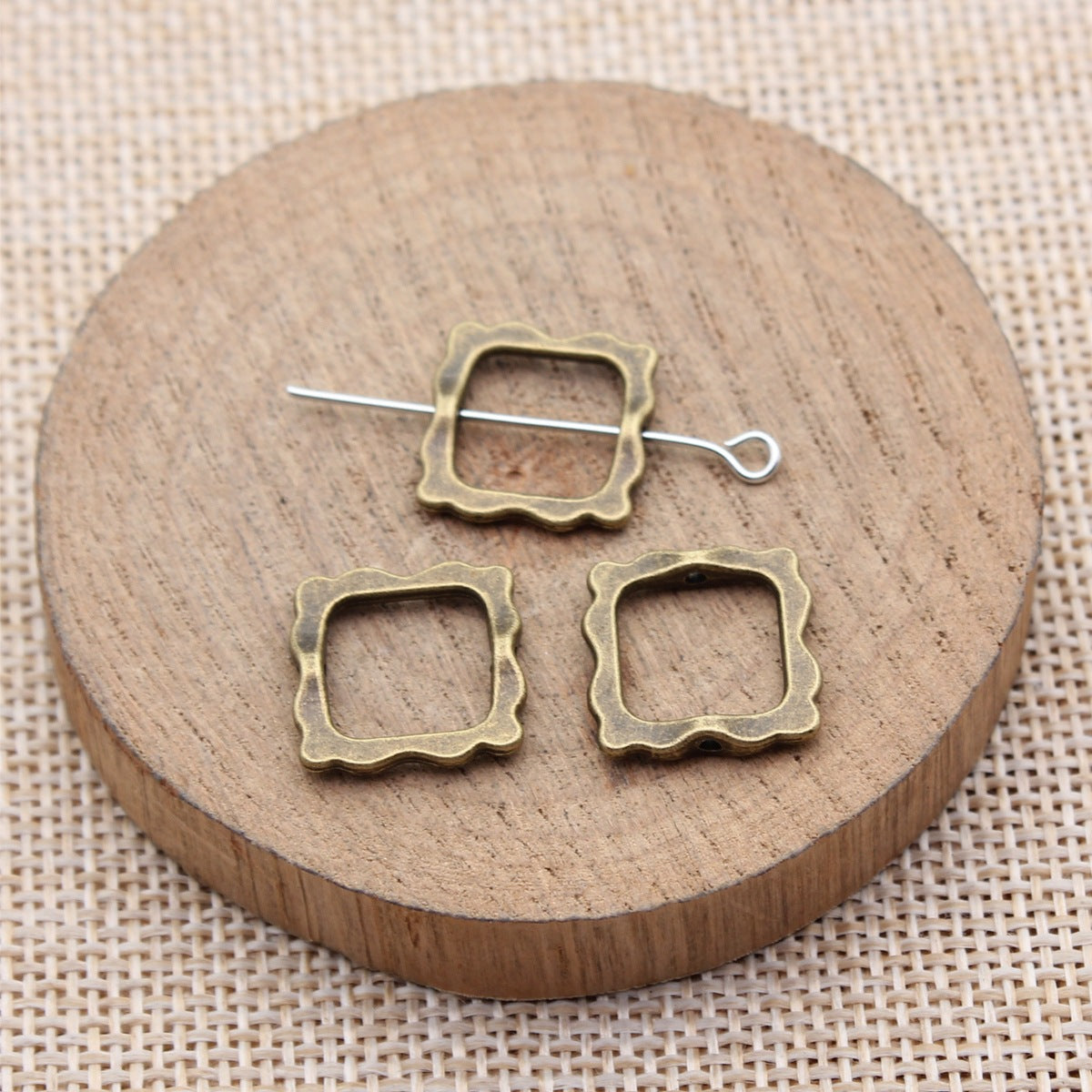 15x15mm 0.9g Multicolor Zinc Alloy Hollow Lace Square Loose Metal Beads for Bracelet DIY Making