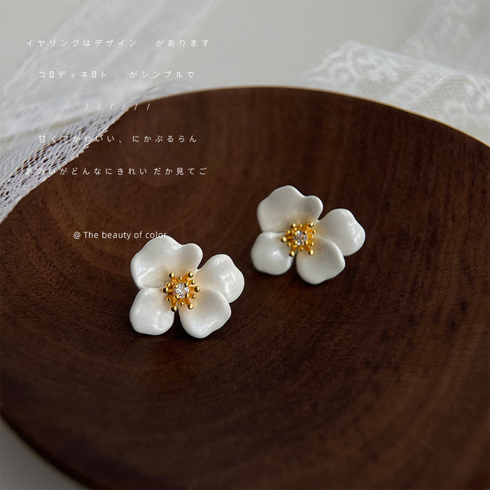 White Enamel Flower Stud Earrings Gold Stamen Clear CZ