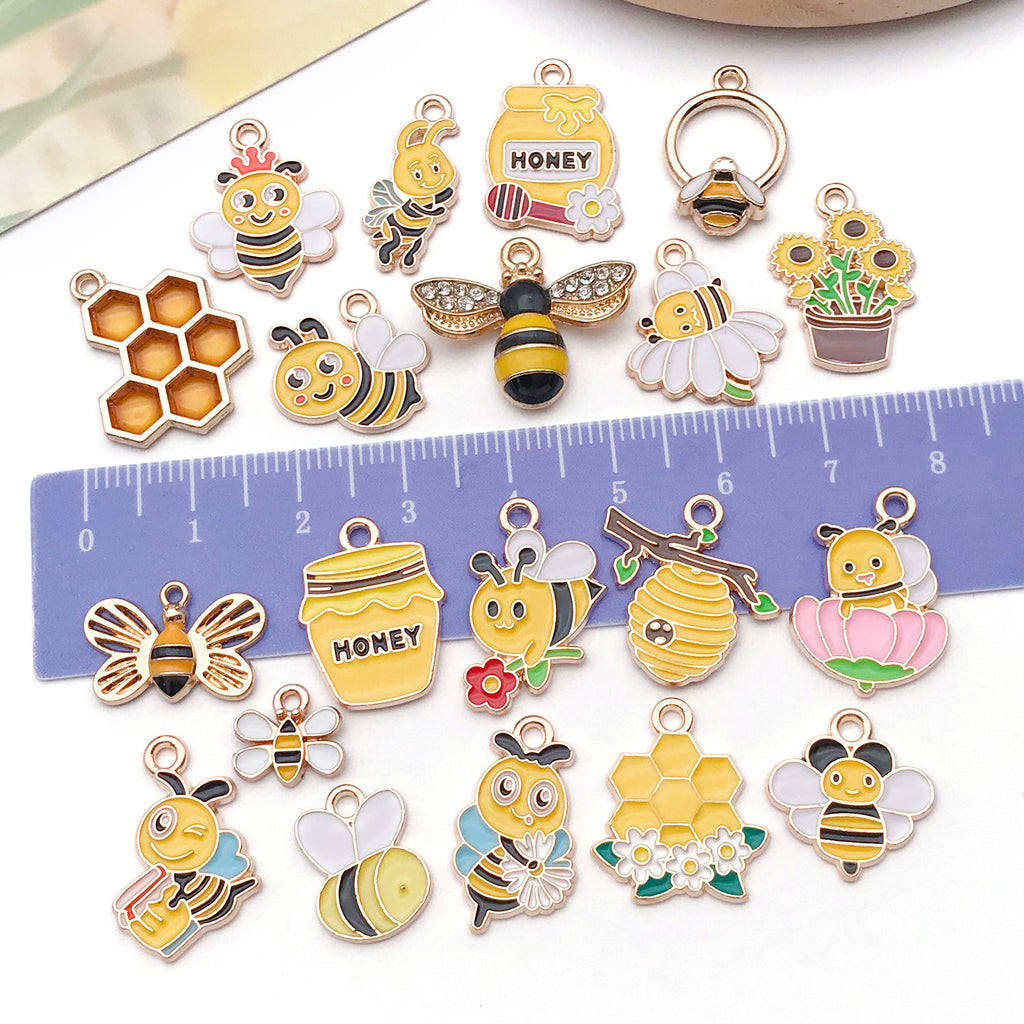 Zinc Alloy Enamel Bee Honeycomb Sunflower Charm Pendant for DIY Necklace Bracelet Keychain