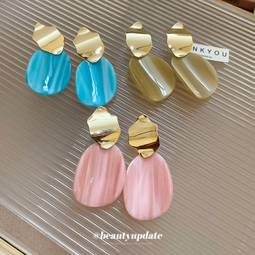 Marbled Resin Drop Earrings in Pink and Ivory for Women