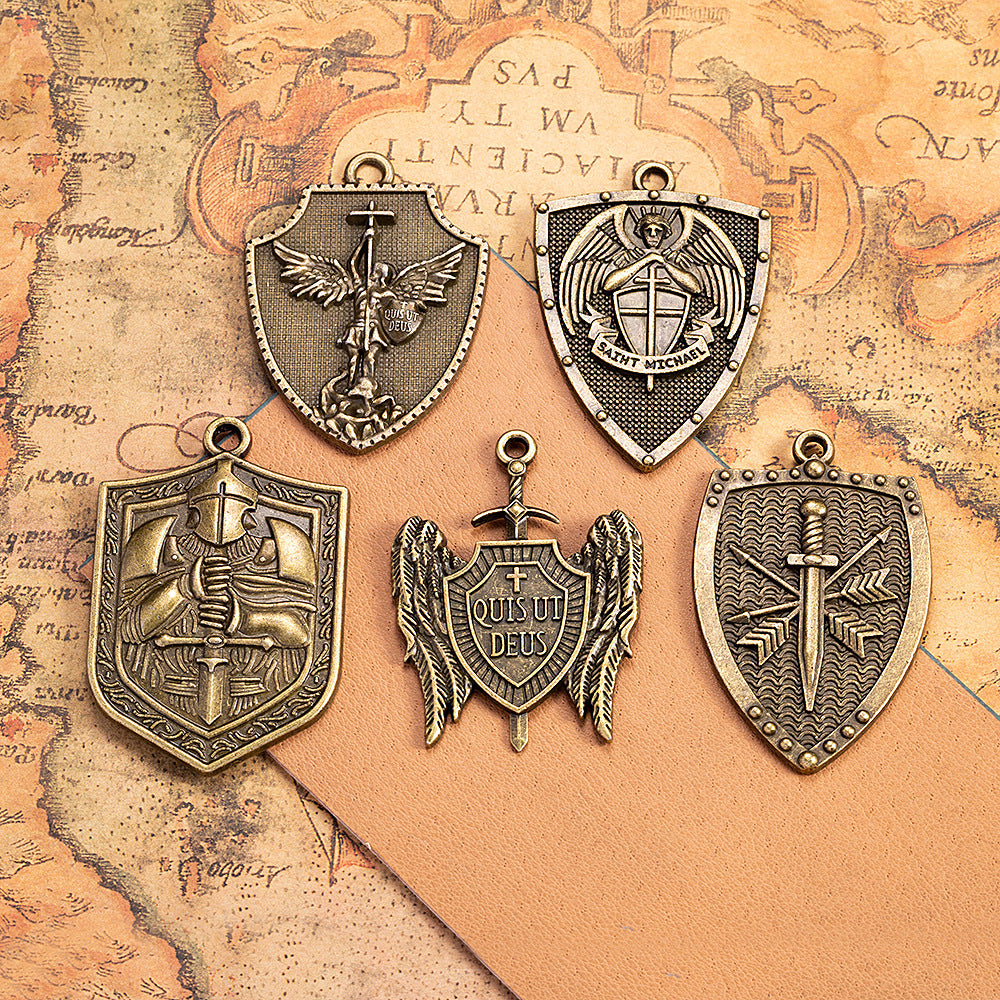 Vintage Knight Shield Alloy Charm Pendant for Men's Necklace