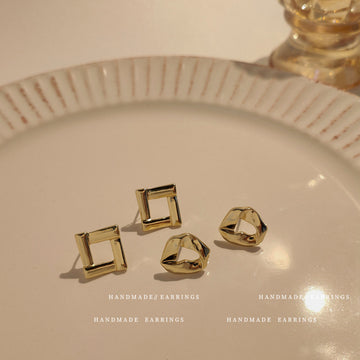Gold Geometric Square Frame and Twisted Heart Stud Earrings