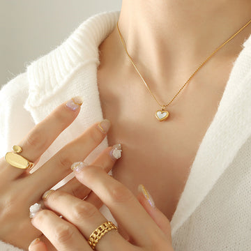 Heart Shell Necklace Bracelet Stud Earrings Gold Steel