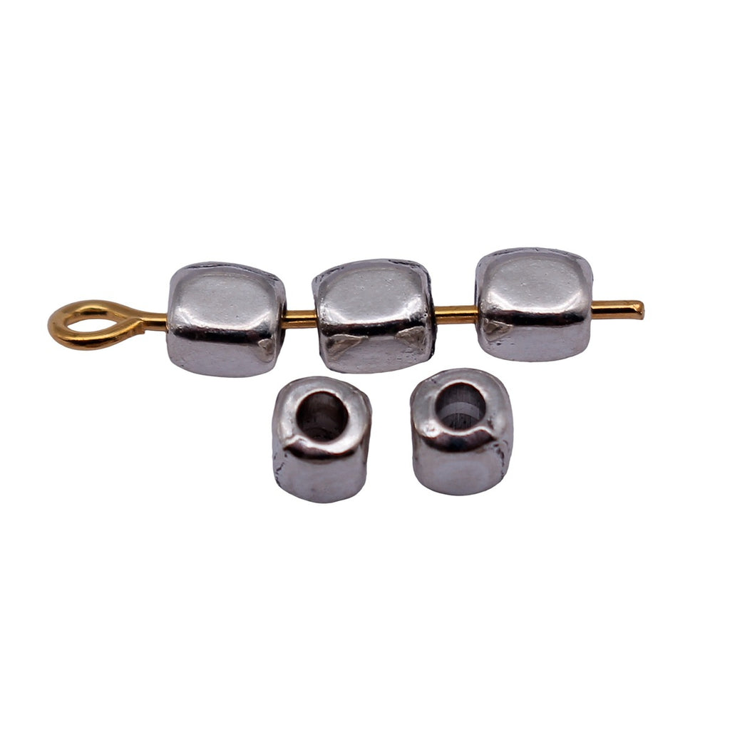 4.4x3.8x3.8mm 0.29g Antique Silver Zinc Alloy Square Small Hole Spacer Beads for DIY Bracelet Jewelry Making