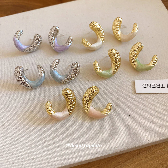 Pair of Metal Tone Purple Enamel Textured C-Shaped Stud Earrings