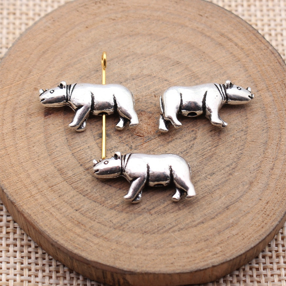 19x9.8mm 2.3g Antique Silver Zinc Alloy Rhinoceros Hole Beads for DIY Bracelet Jewelry Making