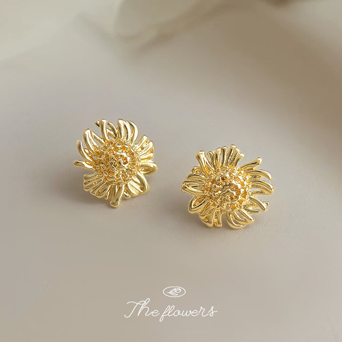 Gold-Tone Daisy Flower Polished Metal Stud Earrings