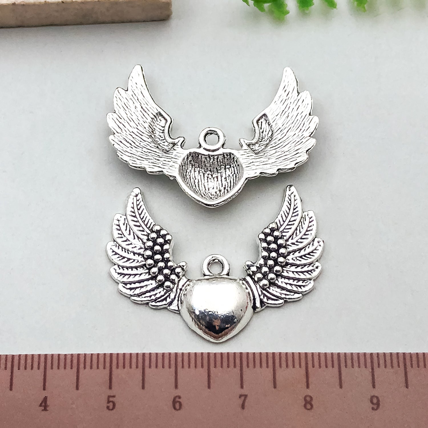 Vintage Zinc Alloy Heart Wing Theme Charm Pendant for DIY Necklace Bracelet Earrings