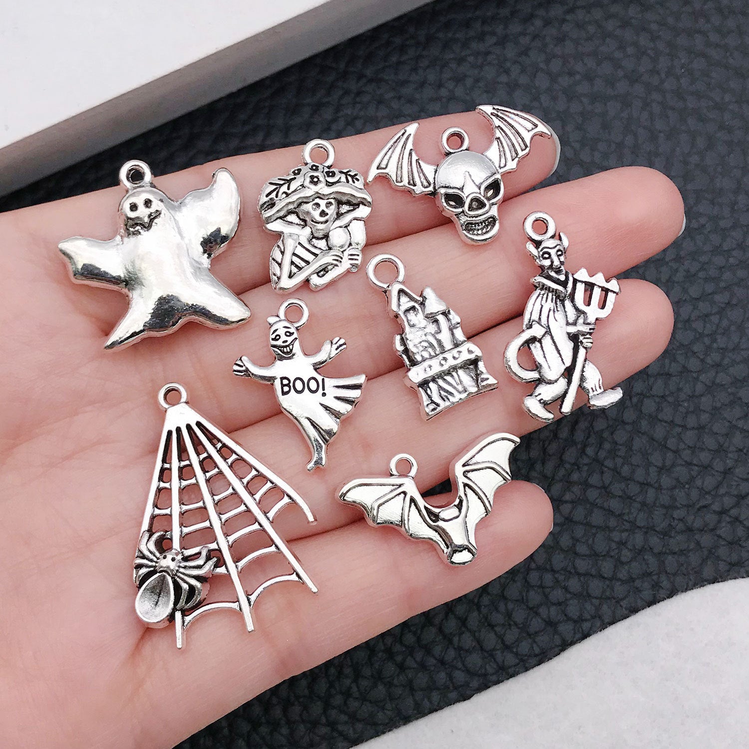 Enamel Zinc Alloy Halloween Skull Ghost Bat charm pendants for DIY bracelets necklaces keychains
