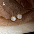 Gold Twisted Rope Round Shell Stud Earrings White Center view 4