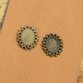 Vintage 10x14mm Oval Pendant Tray with Chain Edge