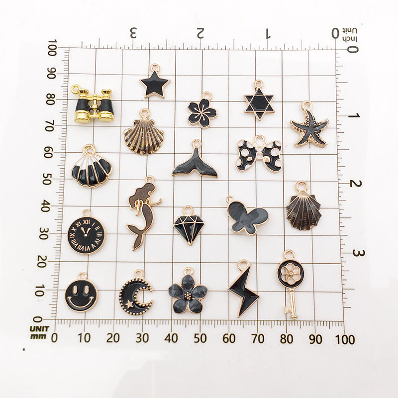 Black Zinc Alloy Cartoon Charm Pendant for DIY Earrings Keychain Jewelry Accessories