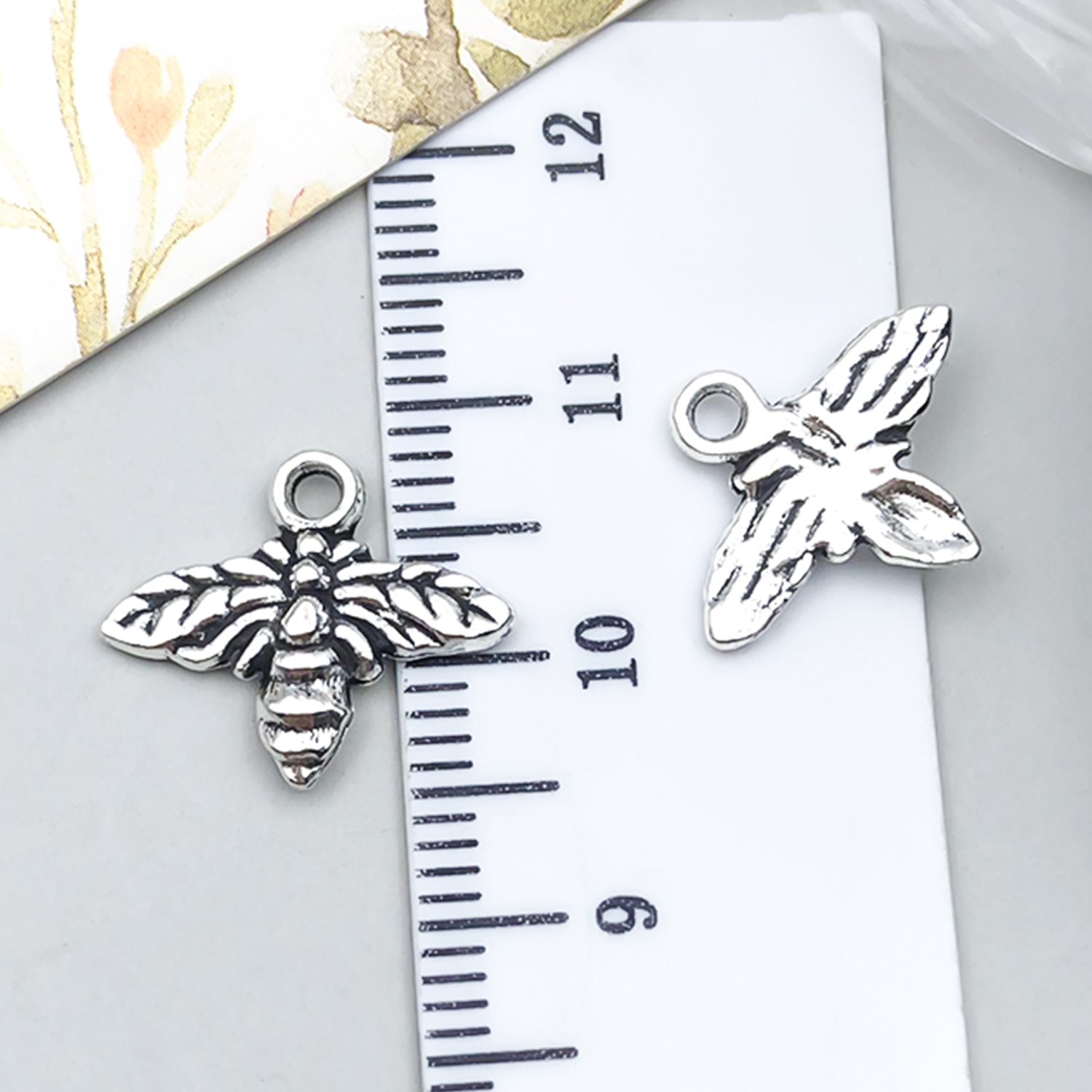 Antique Zinc Alloy Butterfly Bee charm pendants for DIY earrings necklaces bracelets and keychains