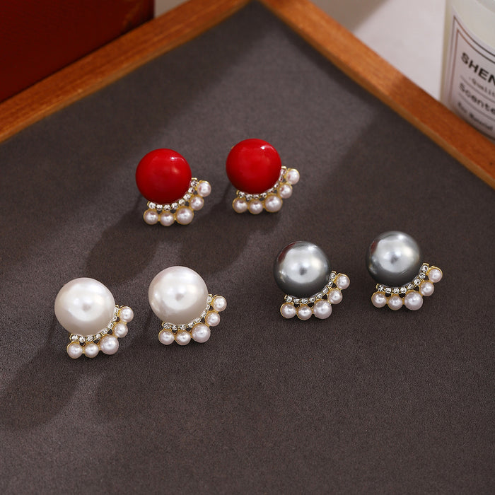 White Pearl Look Round Floral Fringe Stud Earrings
