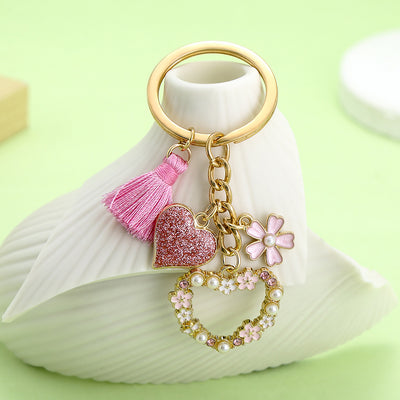 Image 1 showing heart keychains shown in the product image.
