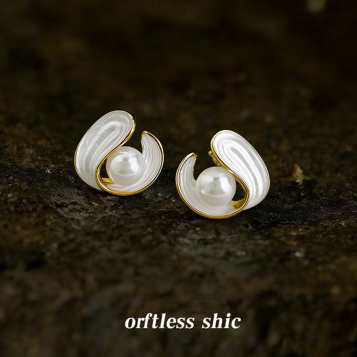 Gold Tone White Shell Swirl Pearl Center Stud Earrings