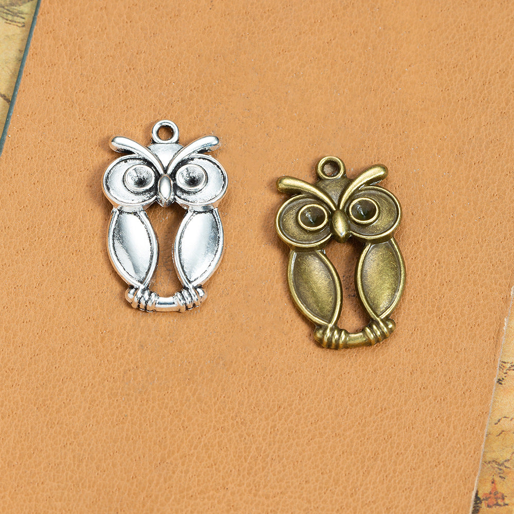 Vintage Alloy Owl Charm Pendant 30x19mm