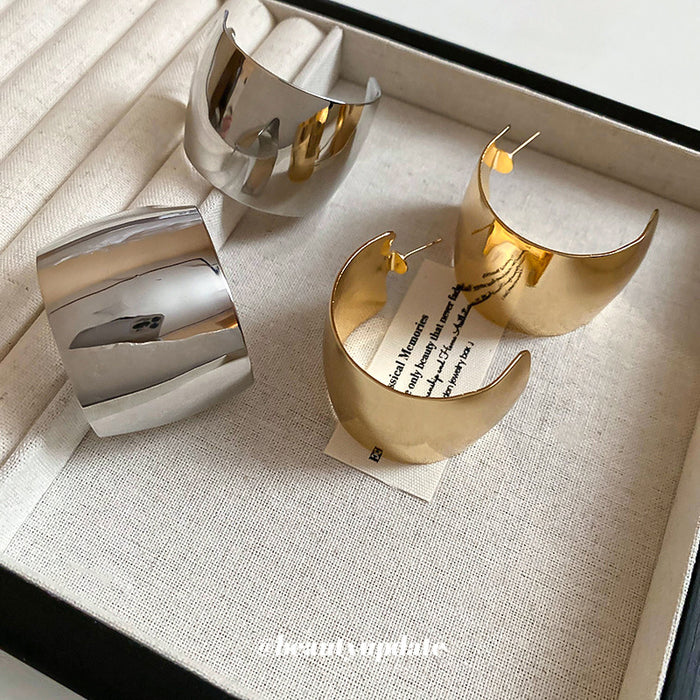 Wide Curved Hoop Earrings with Polished Gold and Silver Finish