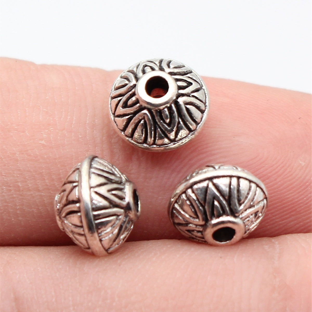 9.1x9.1x7.2mm 1.5g Antique Silver Zinc Alloy Double Sided Textured Loose Metal Beads for Jewelry Making