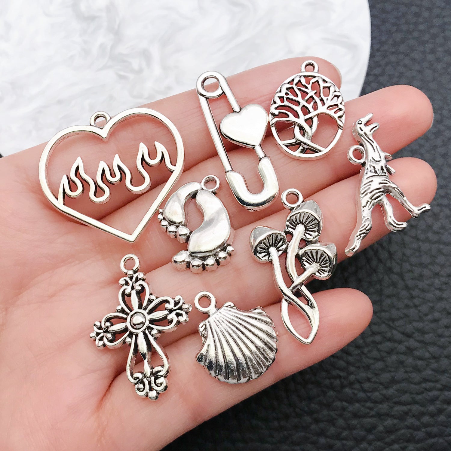 Antique Silver Zinc Alloy Heart Bow Christmas Tree Butterfly Charm Pendant for DIY Necklace Earring