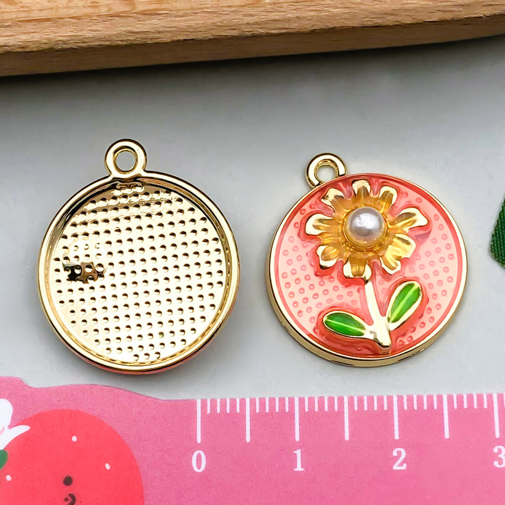 Enamel Zinc Alloy Round Flower Enamel Charm Pendants