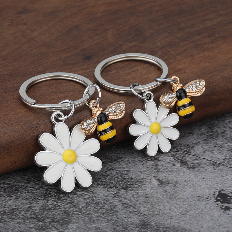 Bee Daisy Zinc Alloy Flower Keychain Bag or Car Charm