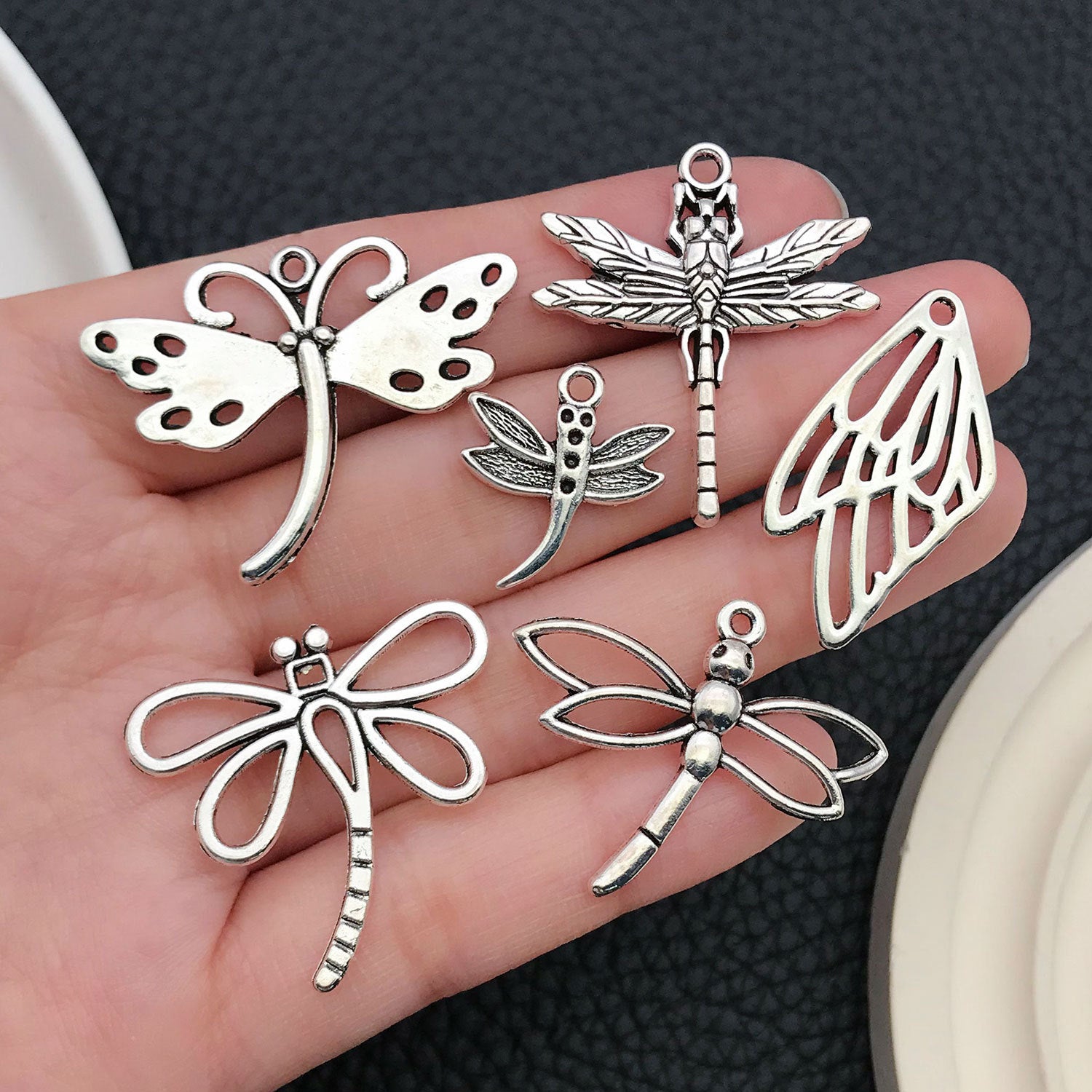 Zinc Alloy Dragonfly Animal Charm Pendant for DIY Bracelet Necklace Earrings Jewelry