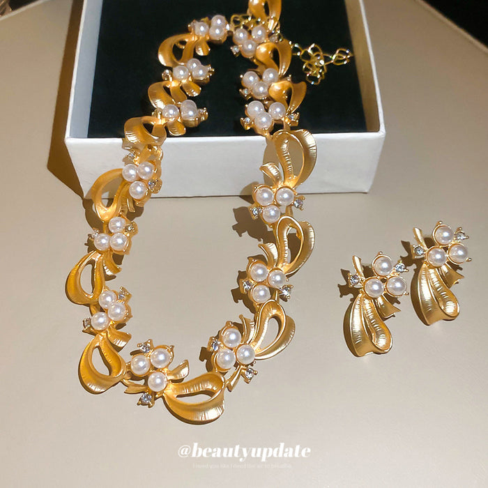 Gold Pearl Bow Ribbon Necklace Matching Stud Earrings