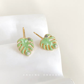 Light Green Enamel Monstera Leaf Stud Earrings Pearl